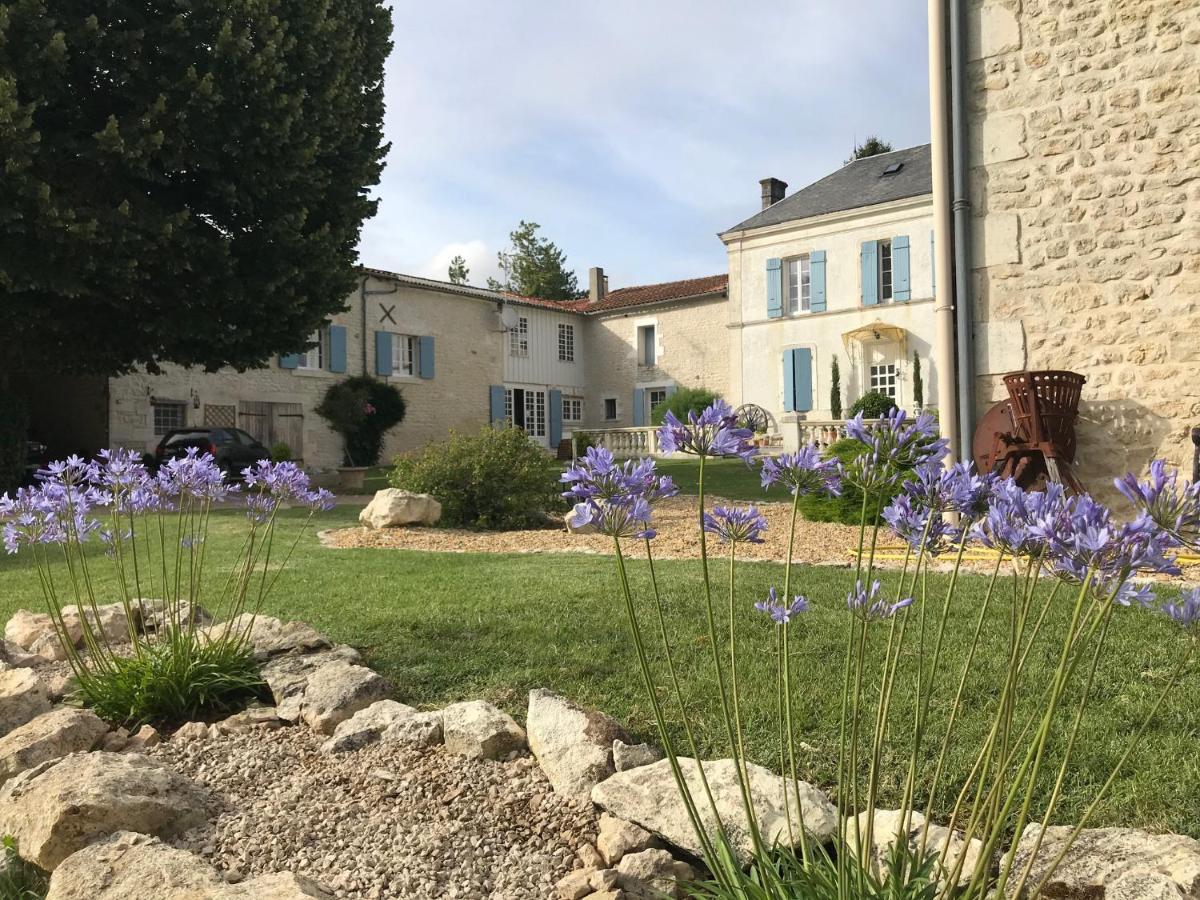 Maison d'hôtes Le Four à Pain Saint-Jean-dʼAngély